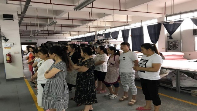 廣嶸早會(huì)，一道亮麗的風(fēng)景線